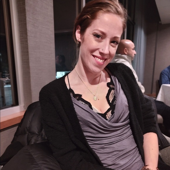 Meet your Posher, Melissa - Picture 2 of 13